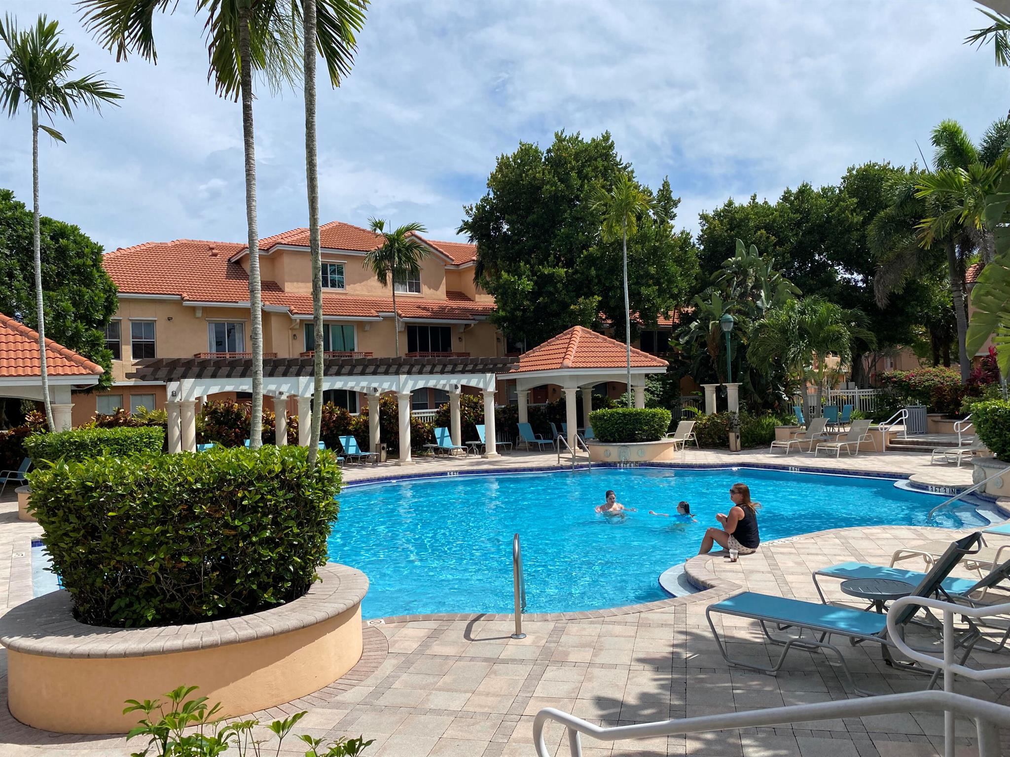 TIERRA VERDE AT DELRAY BE - Residential Lease