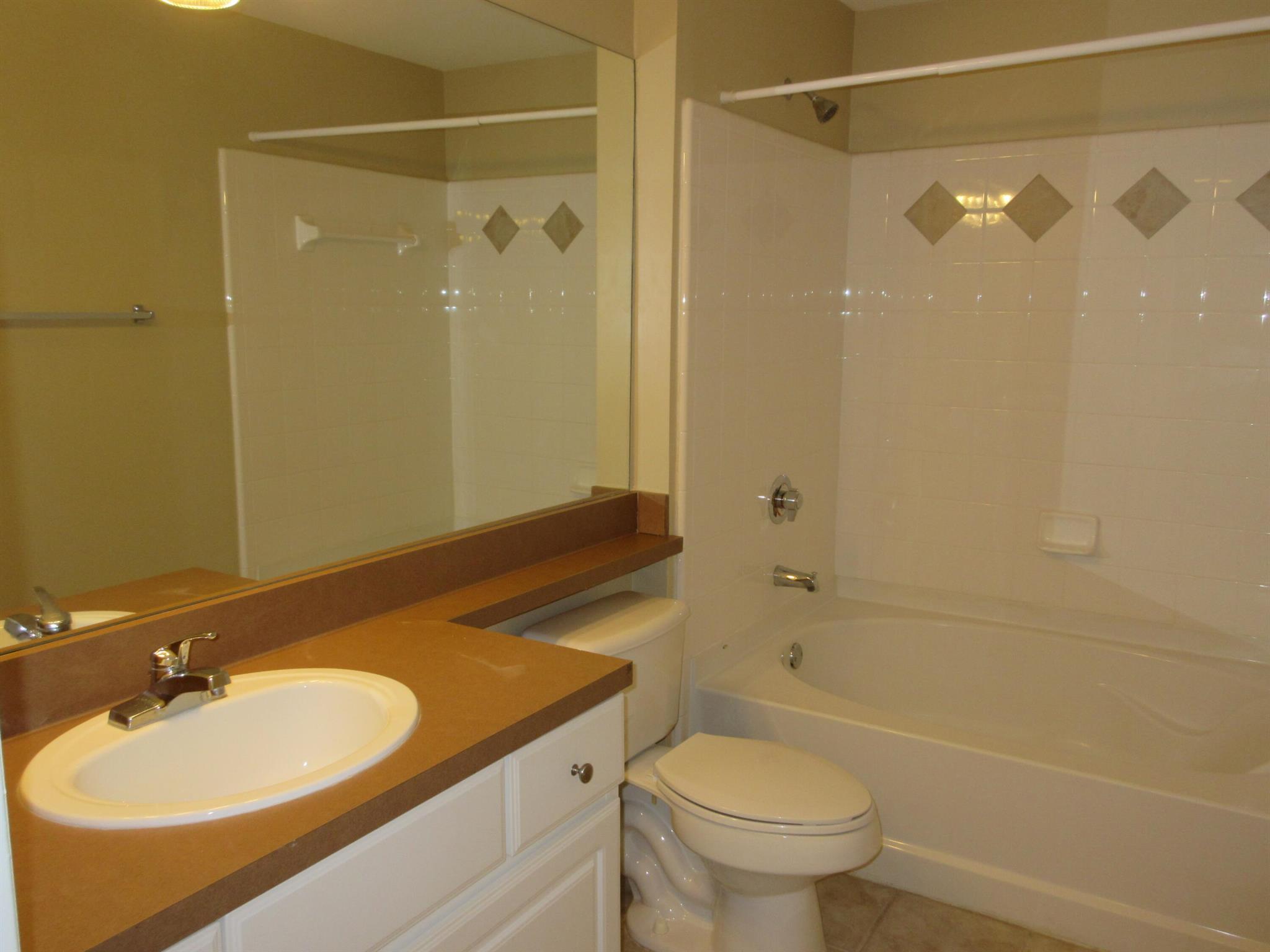 TIERRA VERDE AT DELRAY BE - Residential Lease