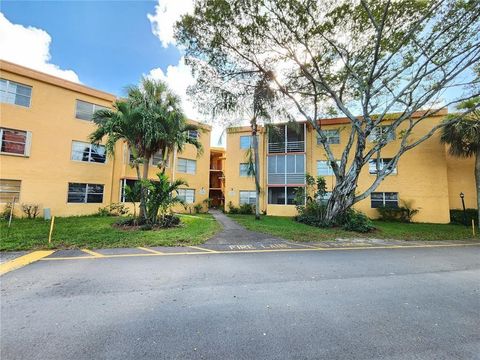 A home in Deerfield Beach