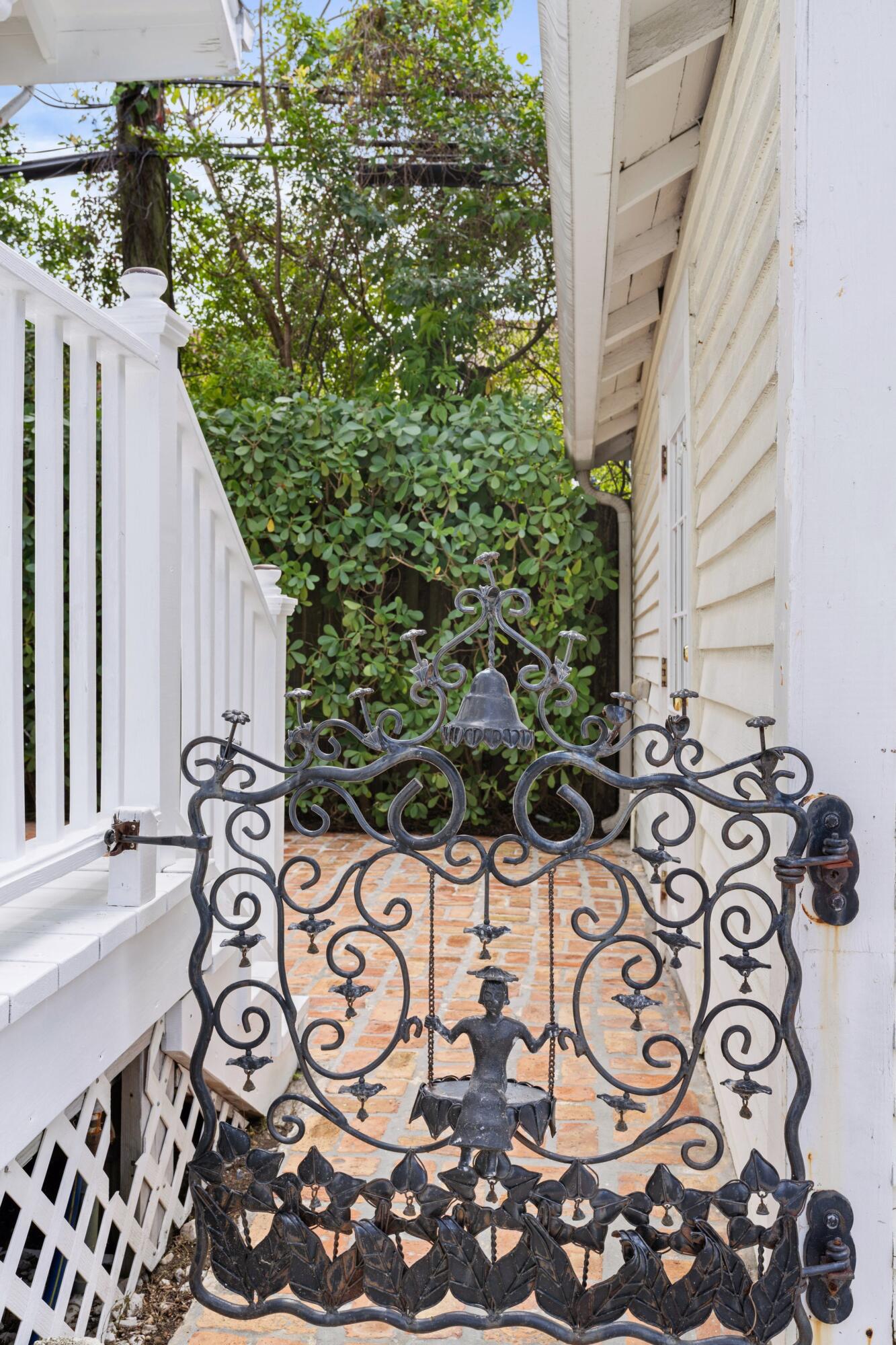 Bungalow Park Add - Residential