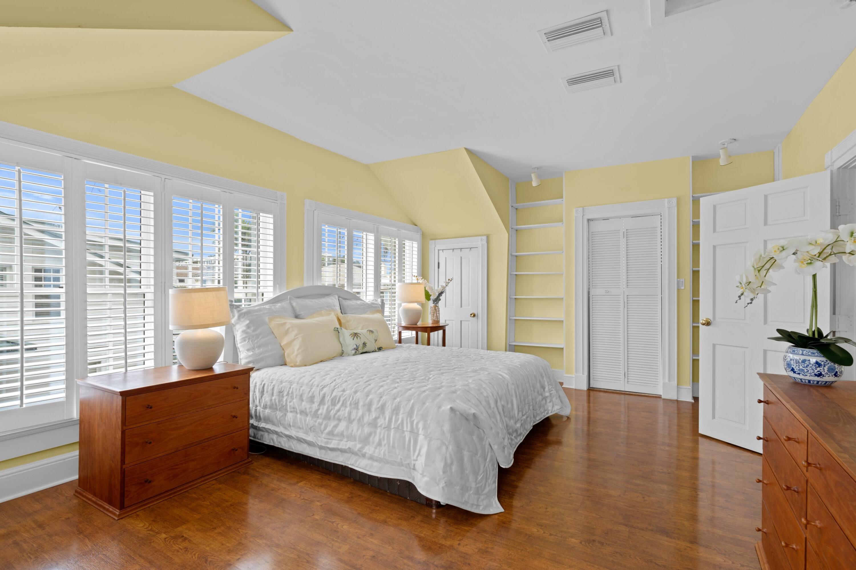 Bungalow Park Add - Residential