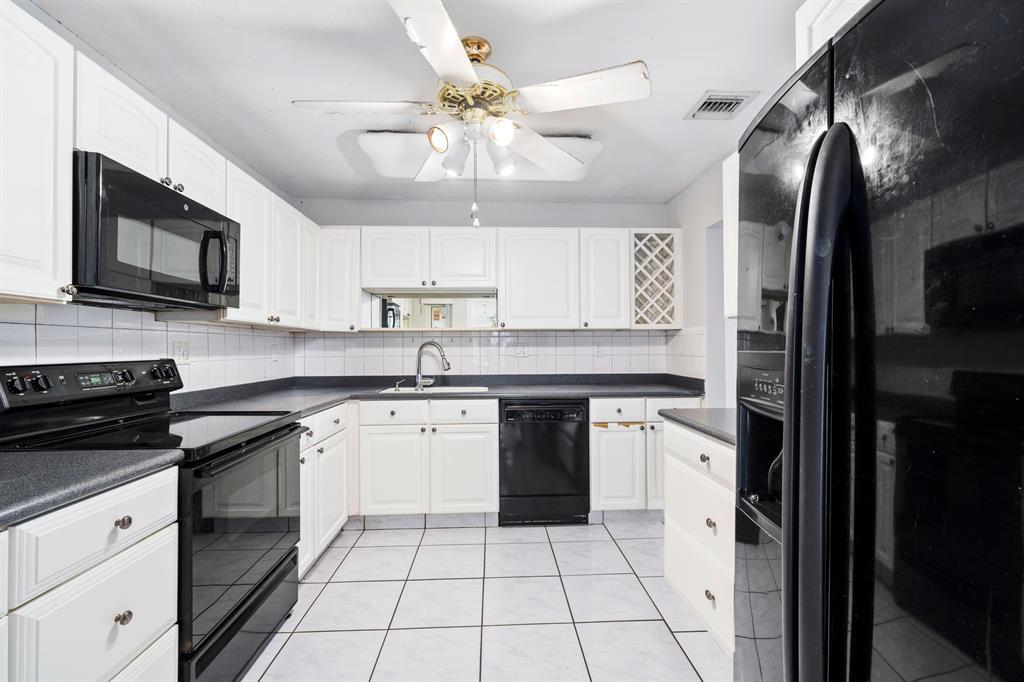 Photo of 2510 SW 81ST Avenue #108, Davie, FL 33324 (MLS # B26071413)