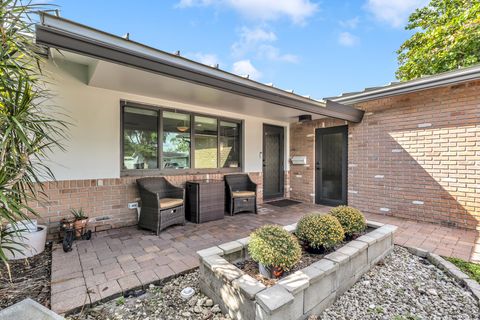 2000 NW 38th Street Oakland Park FL 33305