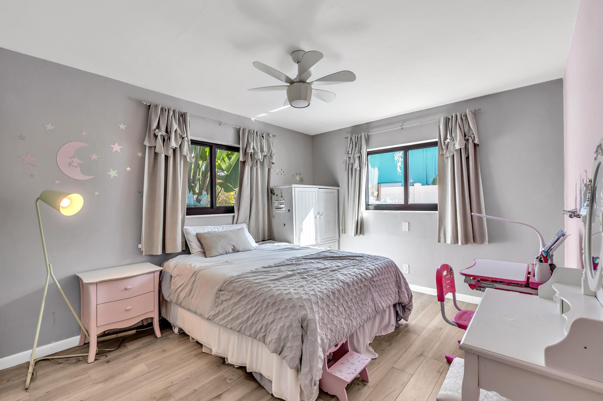 ROYAL PALM ACRES - Residential