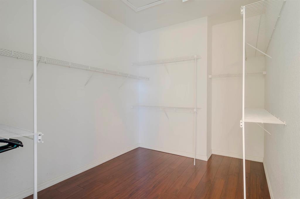 Bella Terra - Residential