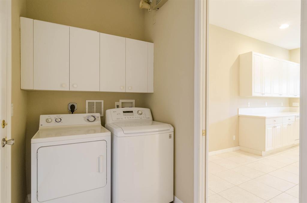 Bella Terra - Residential