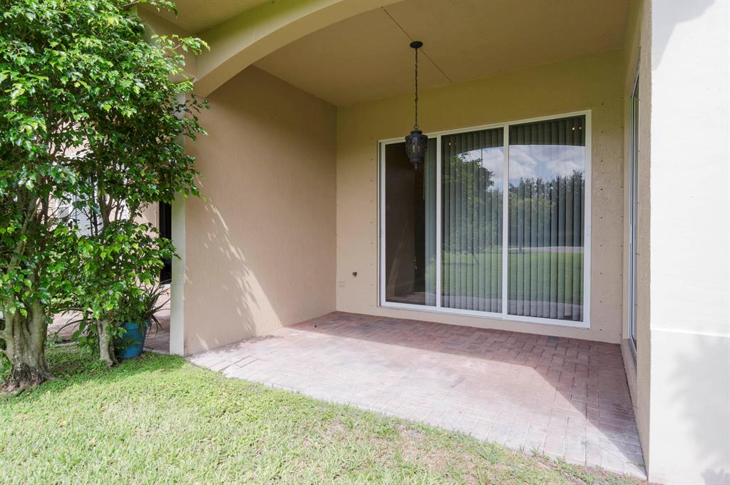 Bella Terra - Residential