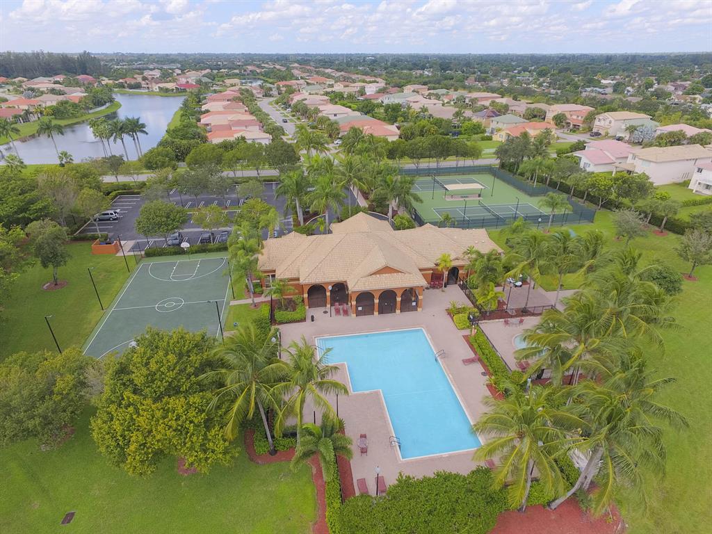 Bella Terra - Residential