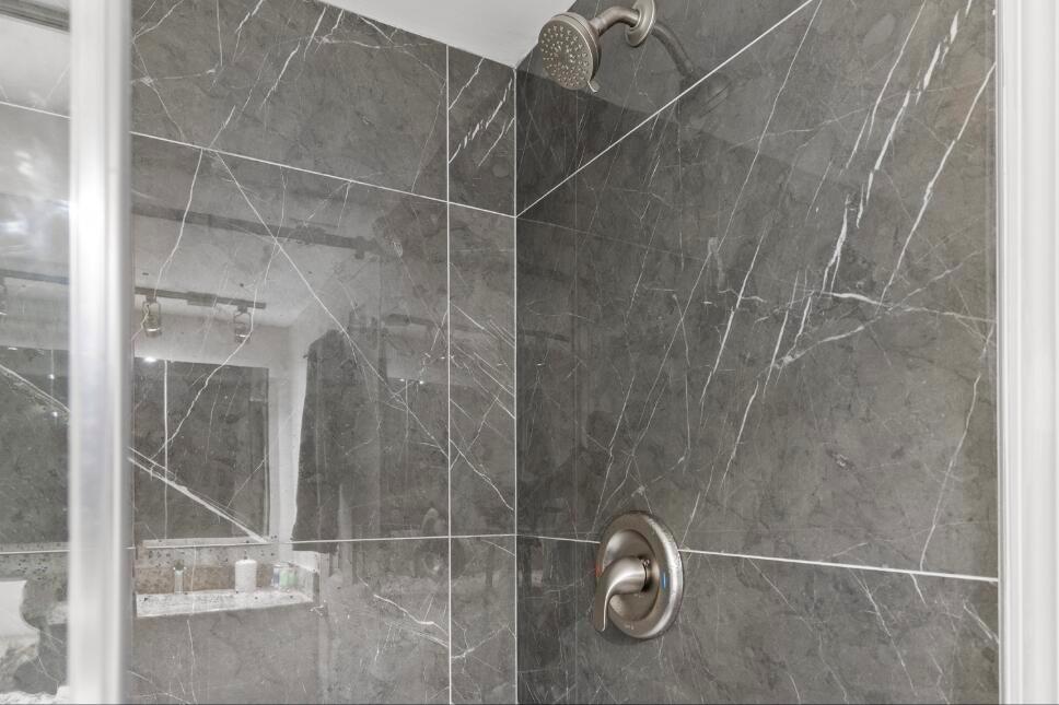 LAKES OF CARRIAGE HILLS - Residential