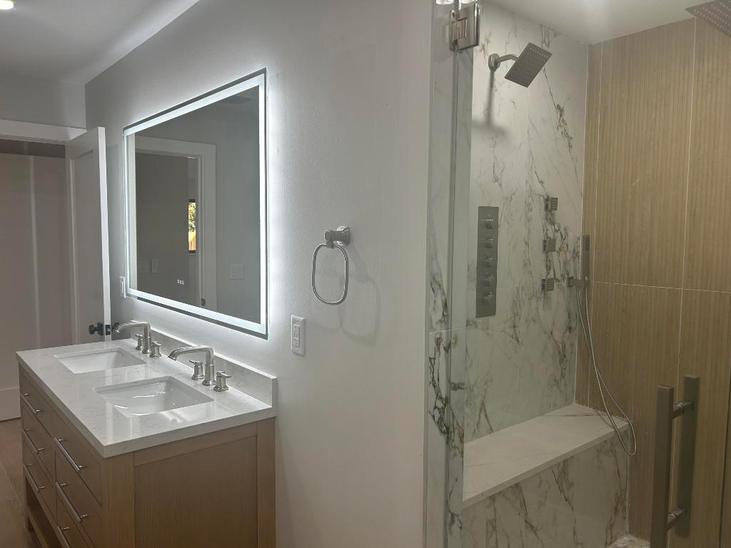 CENTRAL BEACH - Residential