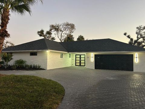 706 Flamevine Lane Vero Beach FL 32963