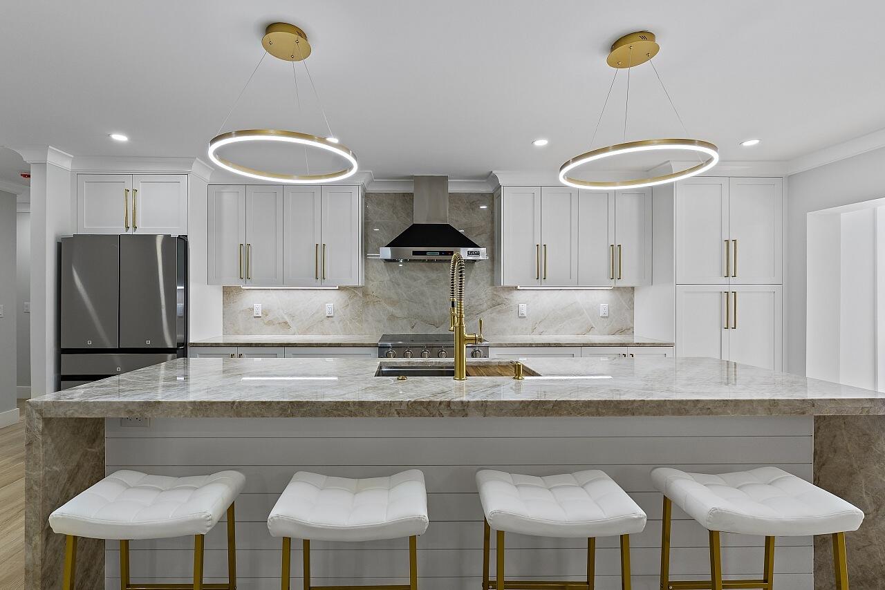 CENTRAL BEACH - Residential