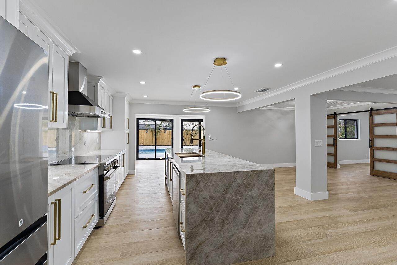 CENTRAL BEACH - Residential