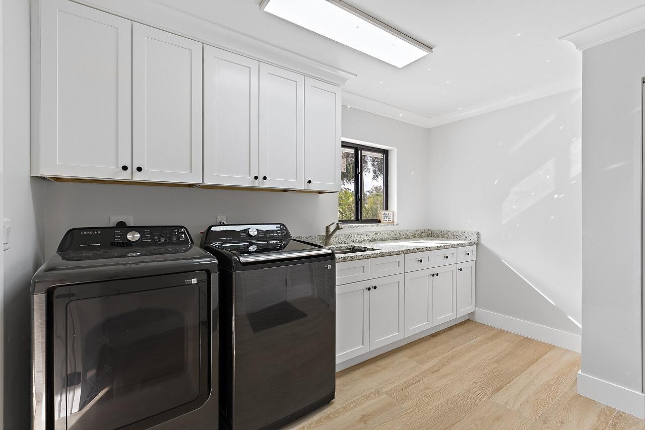 CENTRAL BEACH - Residential