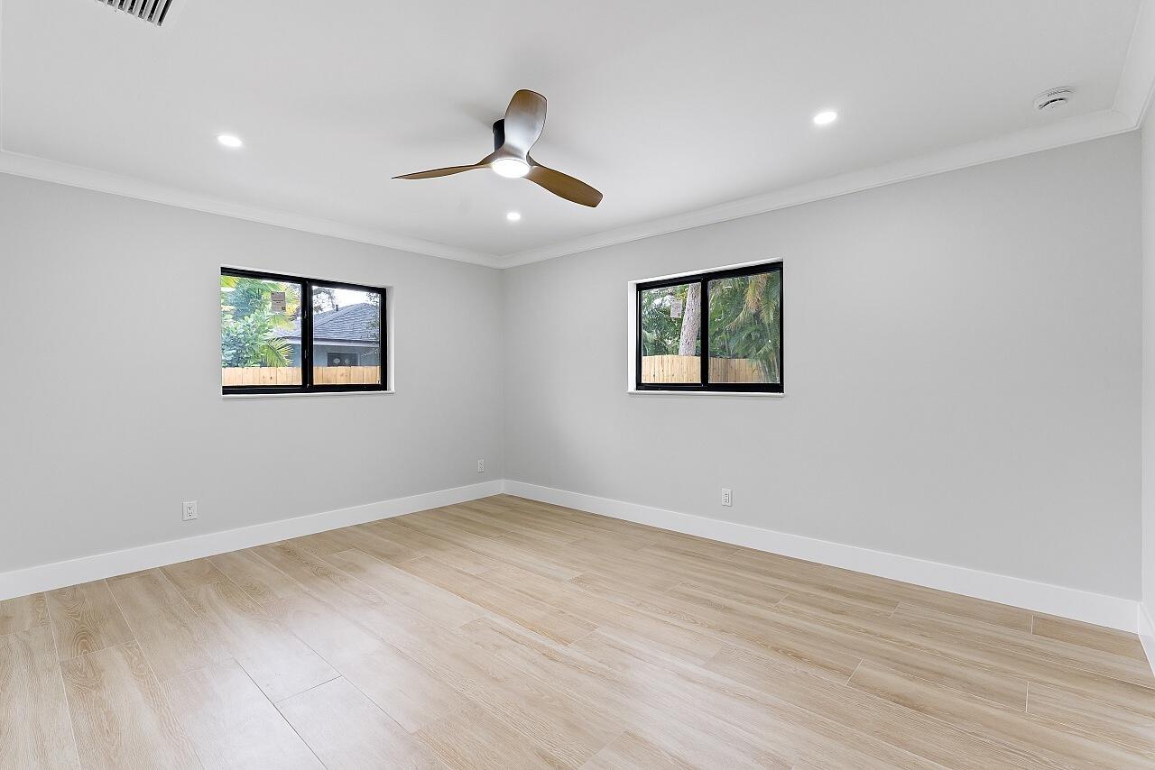 CENTRAL BEACH - Residential