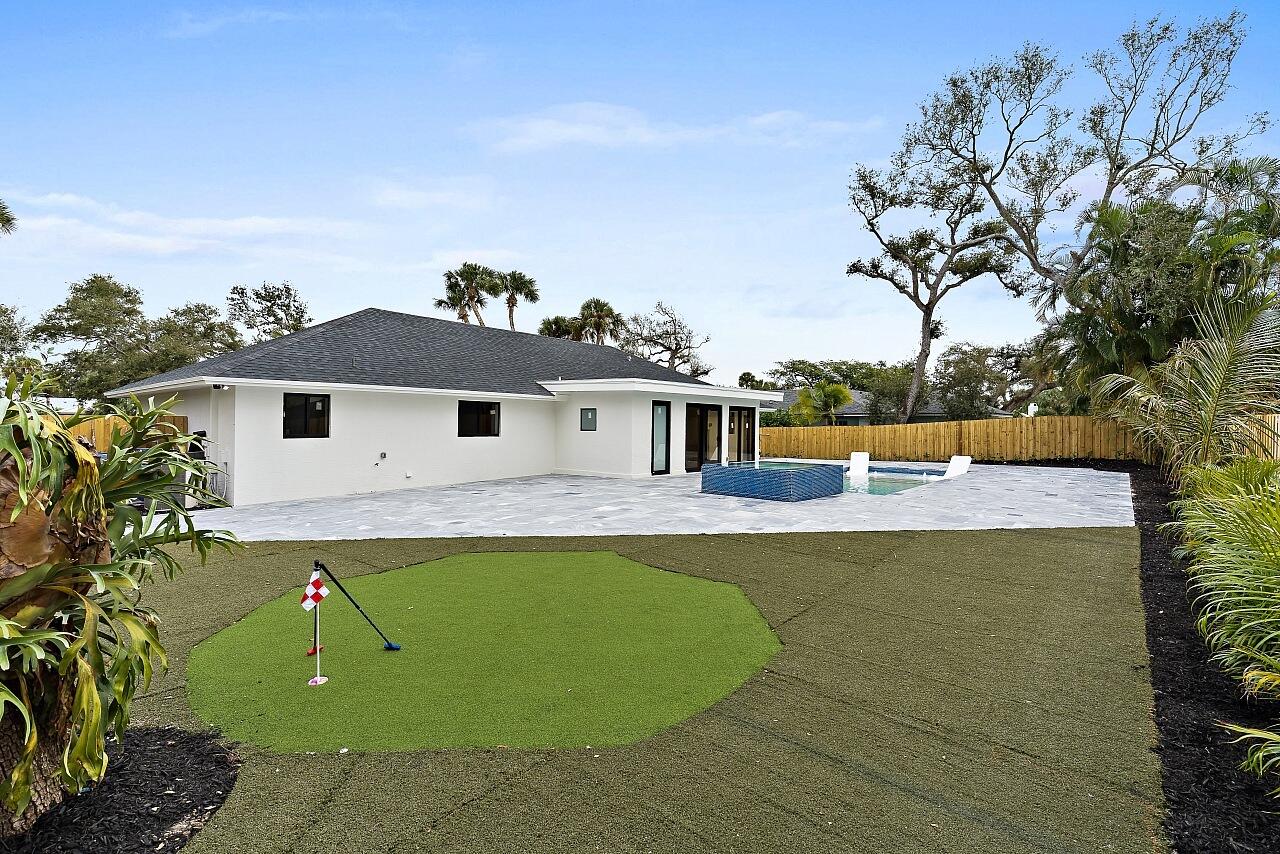 CENTRAL BEACH - Residential