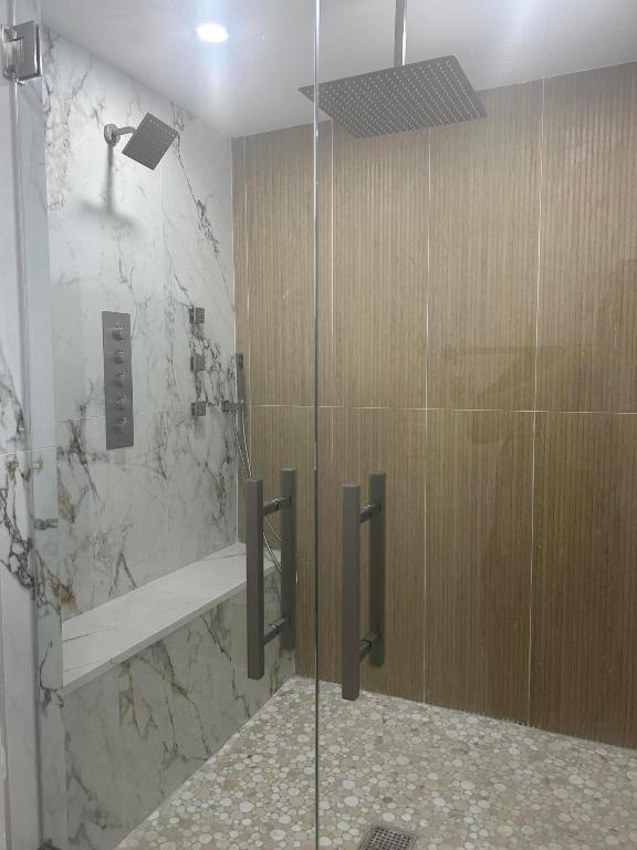 CENTRAL BEACH - Residential