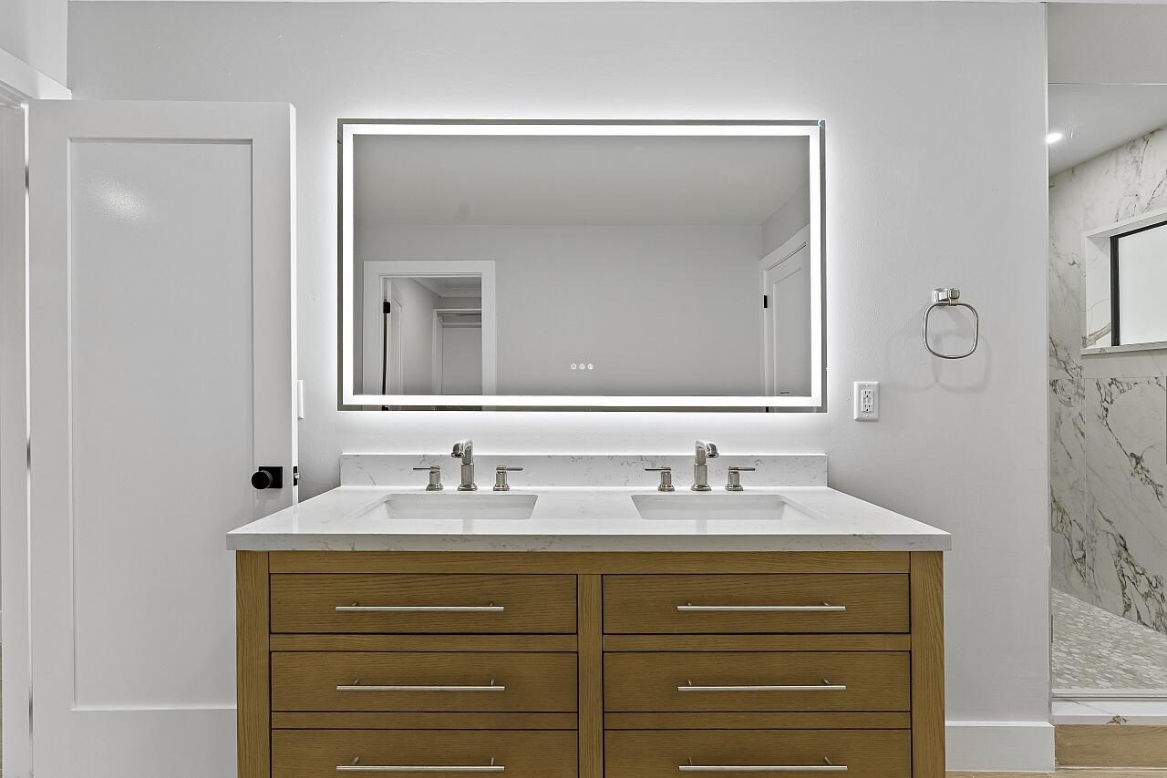 CENTRAL BEACH - Residential