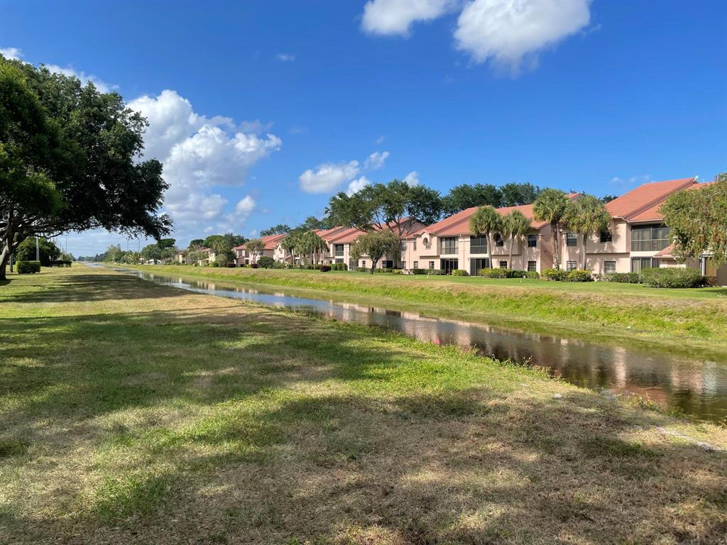 SUN VALLEY EAST CONDO - Residential