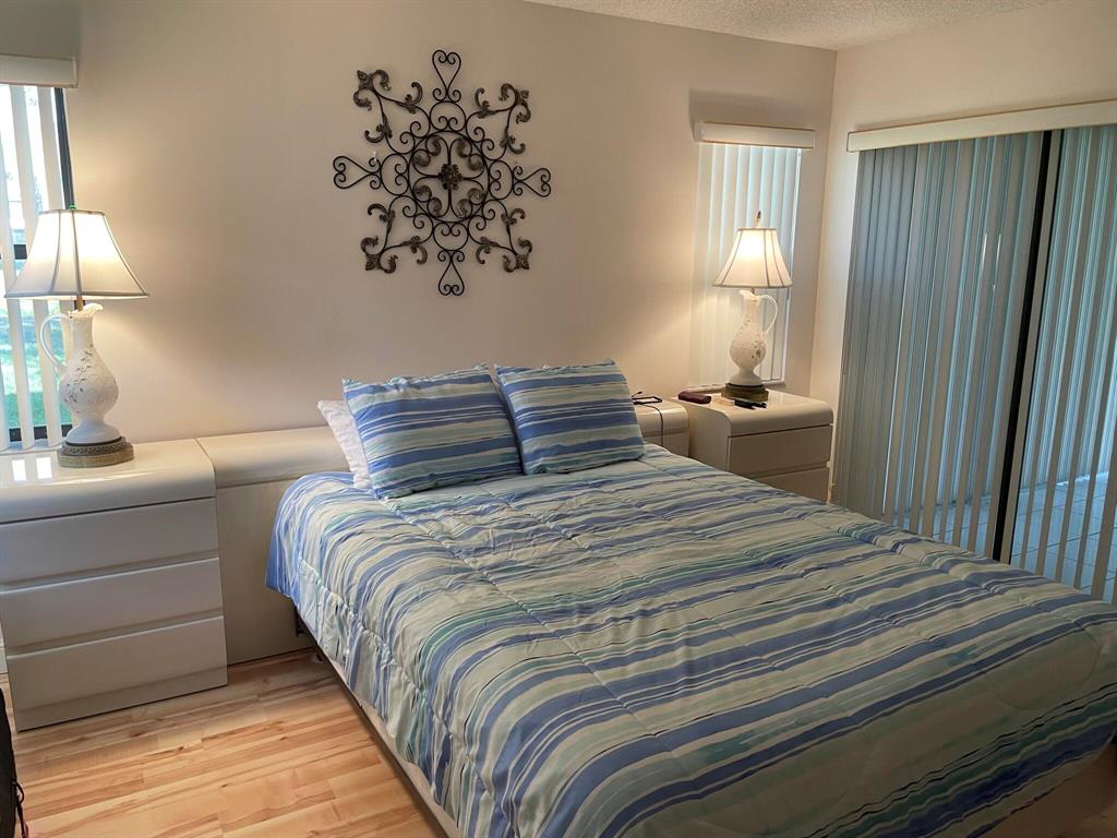 SUN VALLEY EAST CONDO - Residential