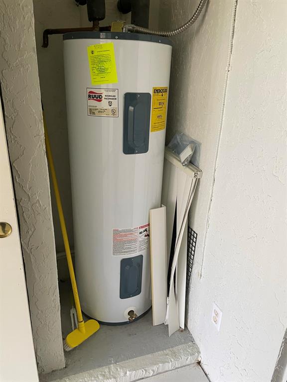 SUN VALLEY EAST CONDO - Residential