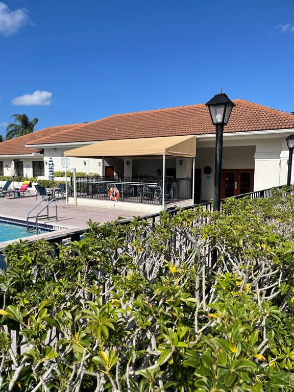 SUN VALLEY EAST CONDO - Residential