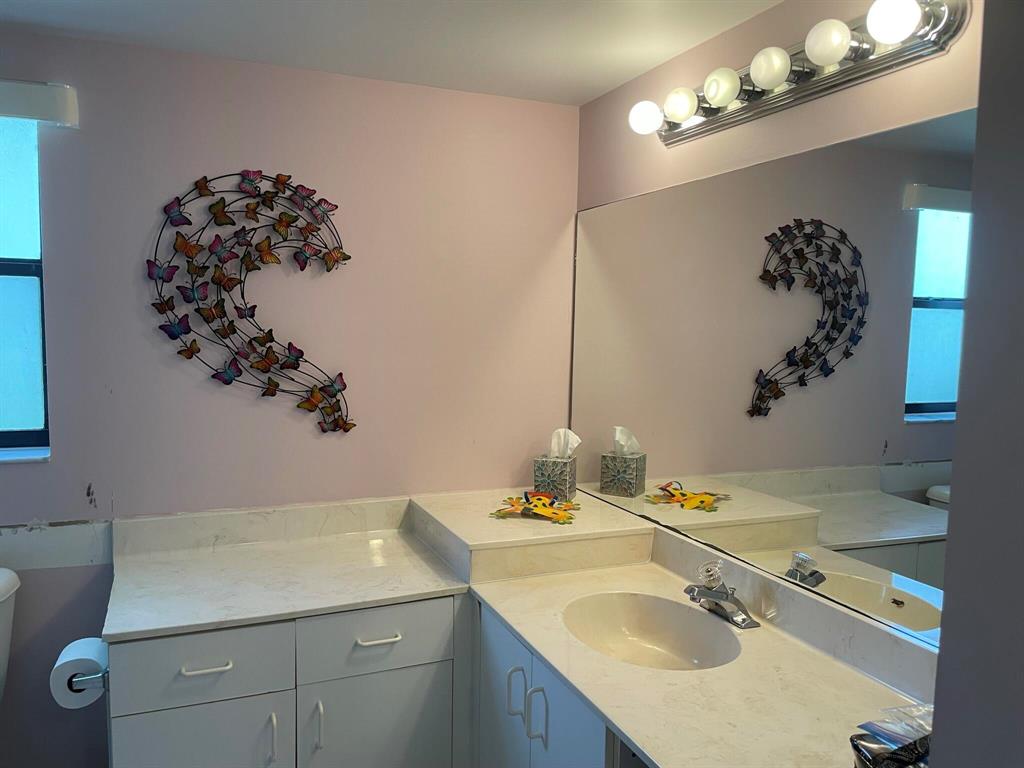 SUN VALLEY EAST CONDO - Residential