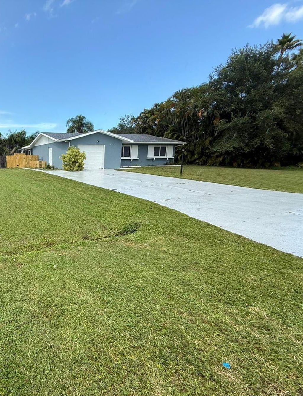 Photo of 371 SW Lakehurst Drive, Port Saint Lucie, FL 34983 (MLS # R11113317)