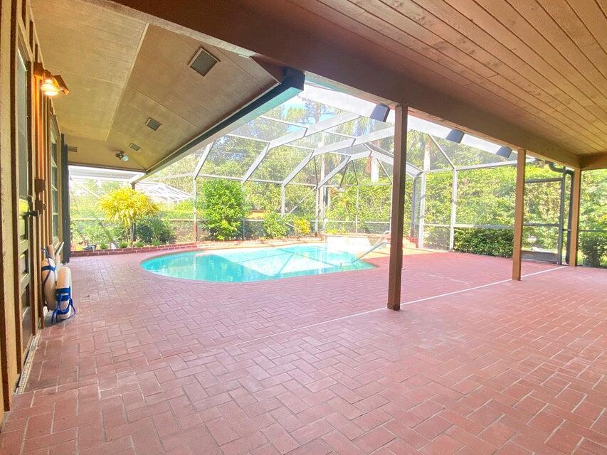 LOXAHATCHEE GARDENS - Residential Lease