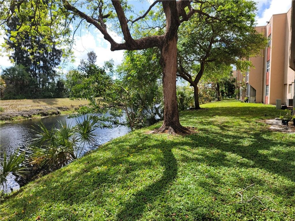 Oakbrook Village - Residential