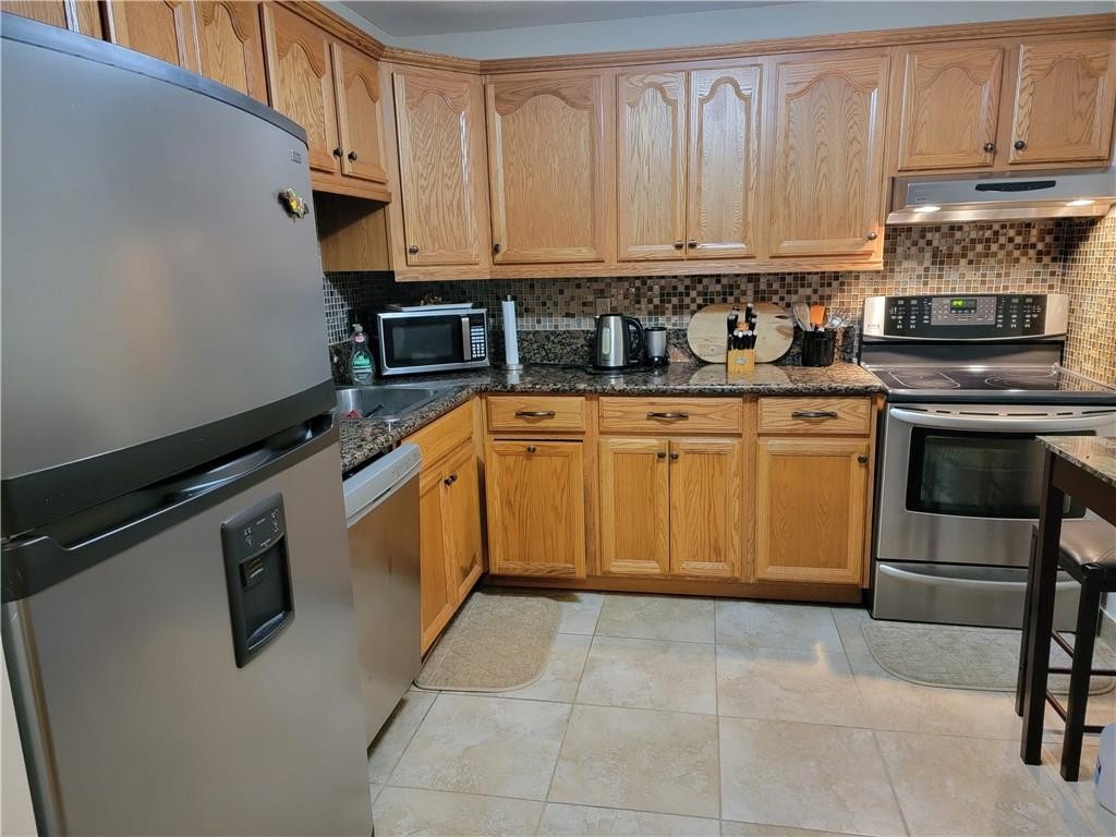 Oakbrook Village - Residential
