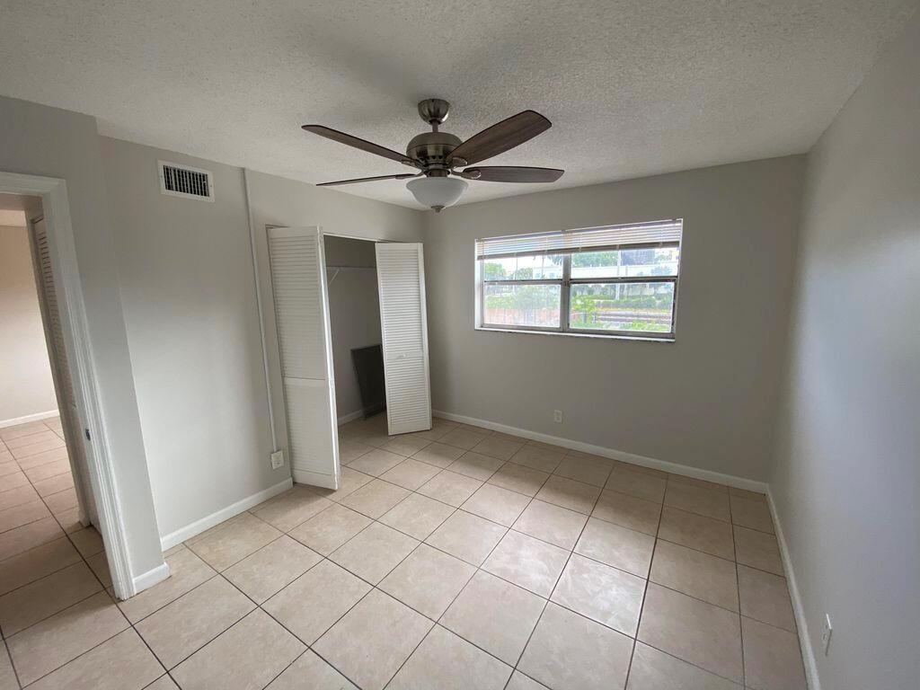 BOCA TOWNE CENTRE CONDO - Residential Lease