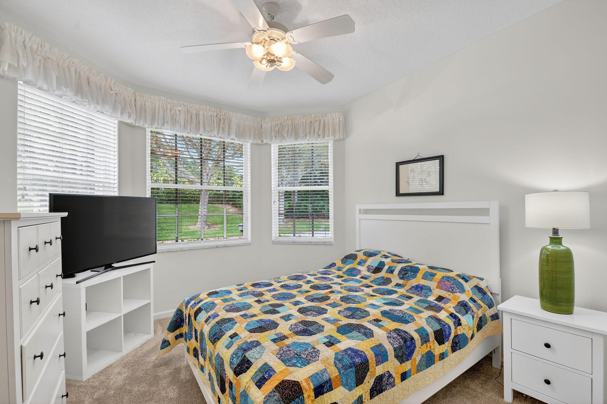 VALENCIA FALLS - Residential