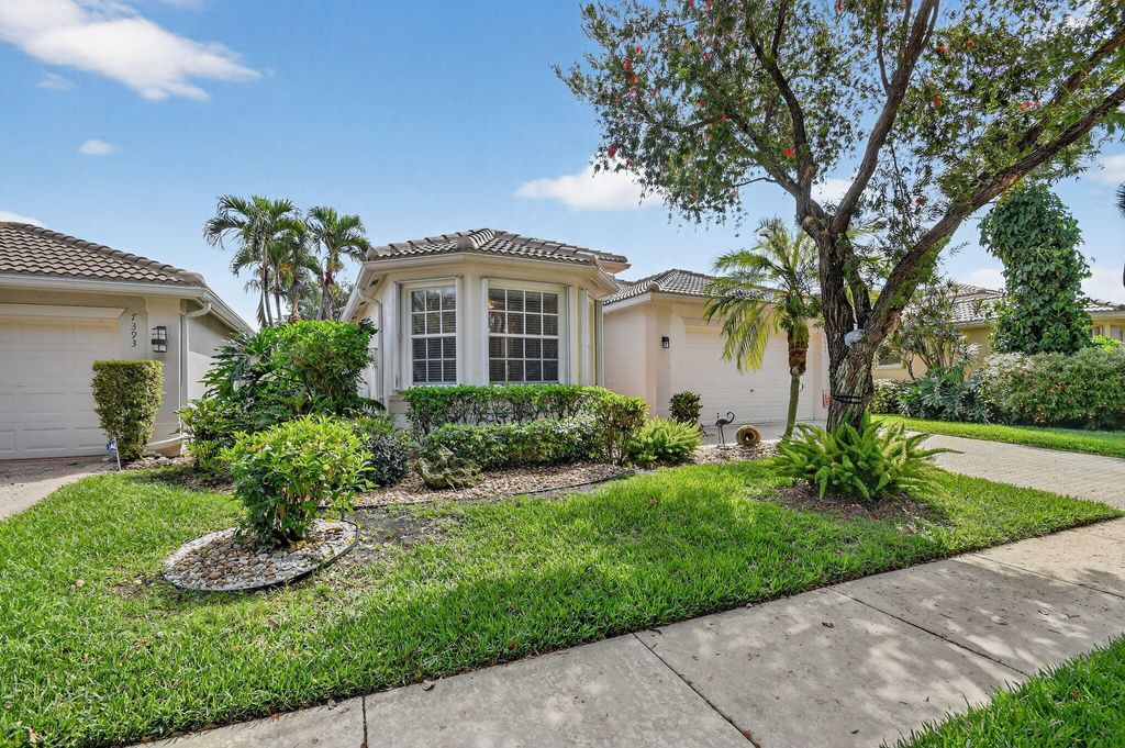 Photo of 7387 Morocca Lake Drive, Delray Beach, FL 33446 (MLS # B26002887)