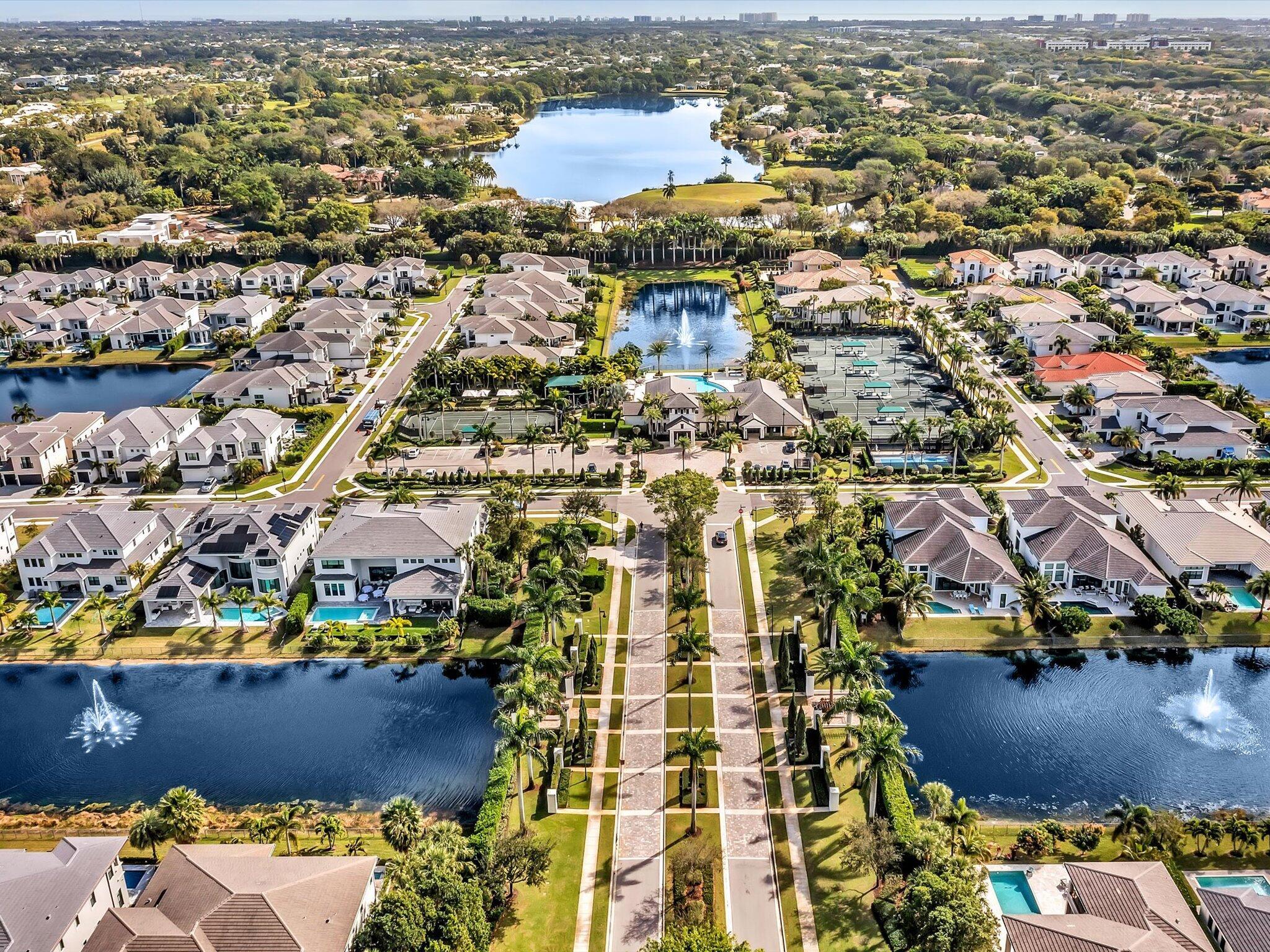 ROYAL PALM POLO - Residential
