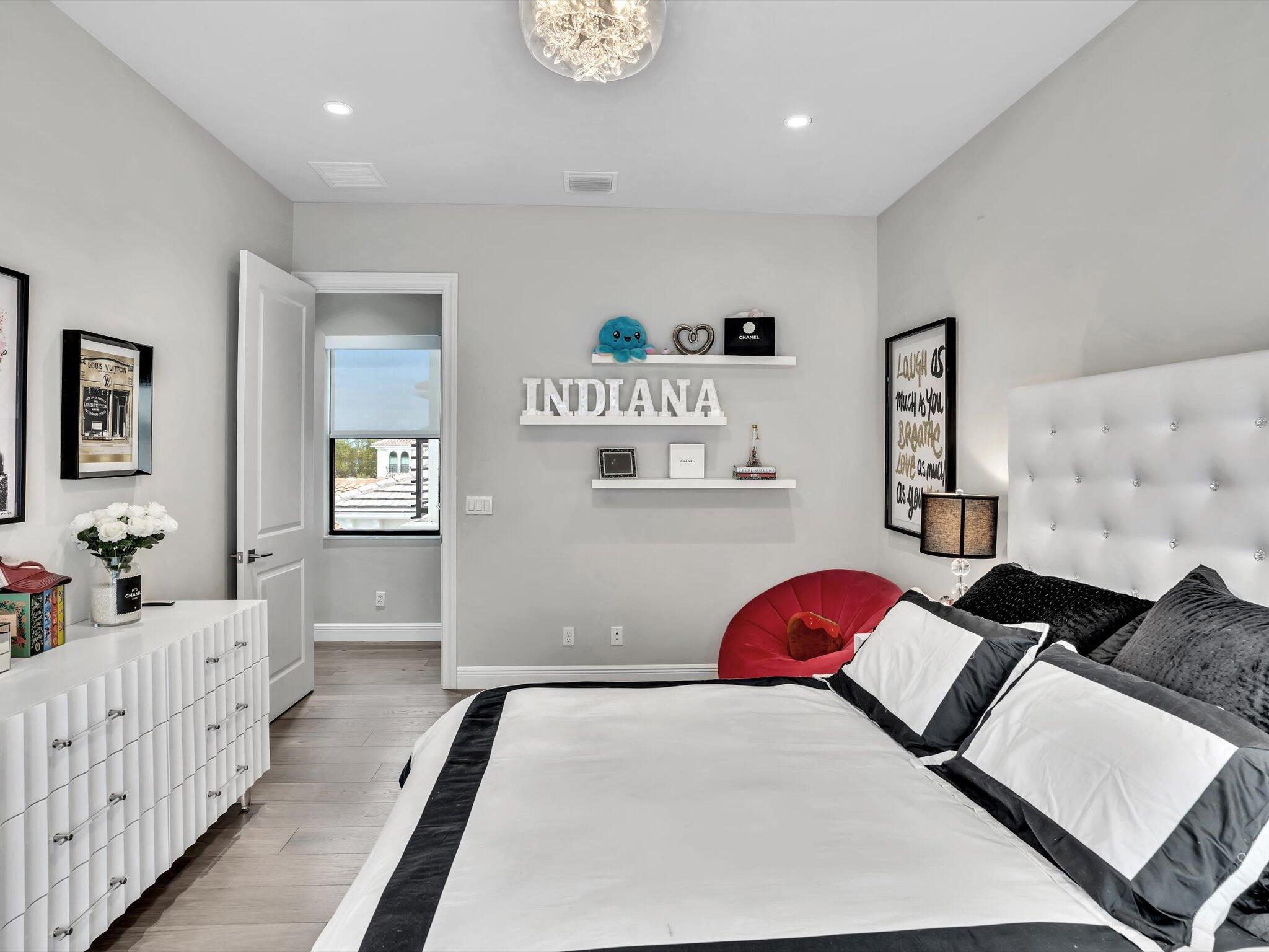 ROYAL PALM POLO - Residential