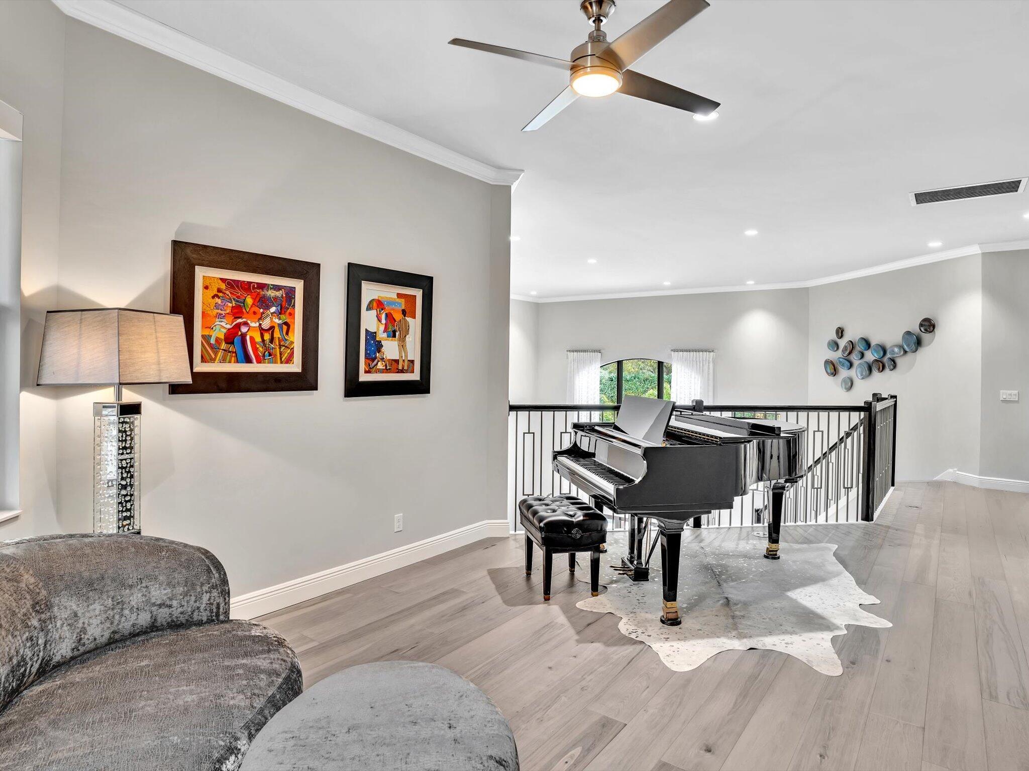 ROYAL PALM POLO - Residential