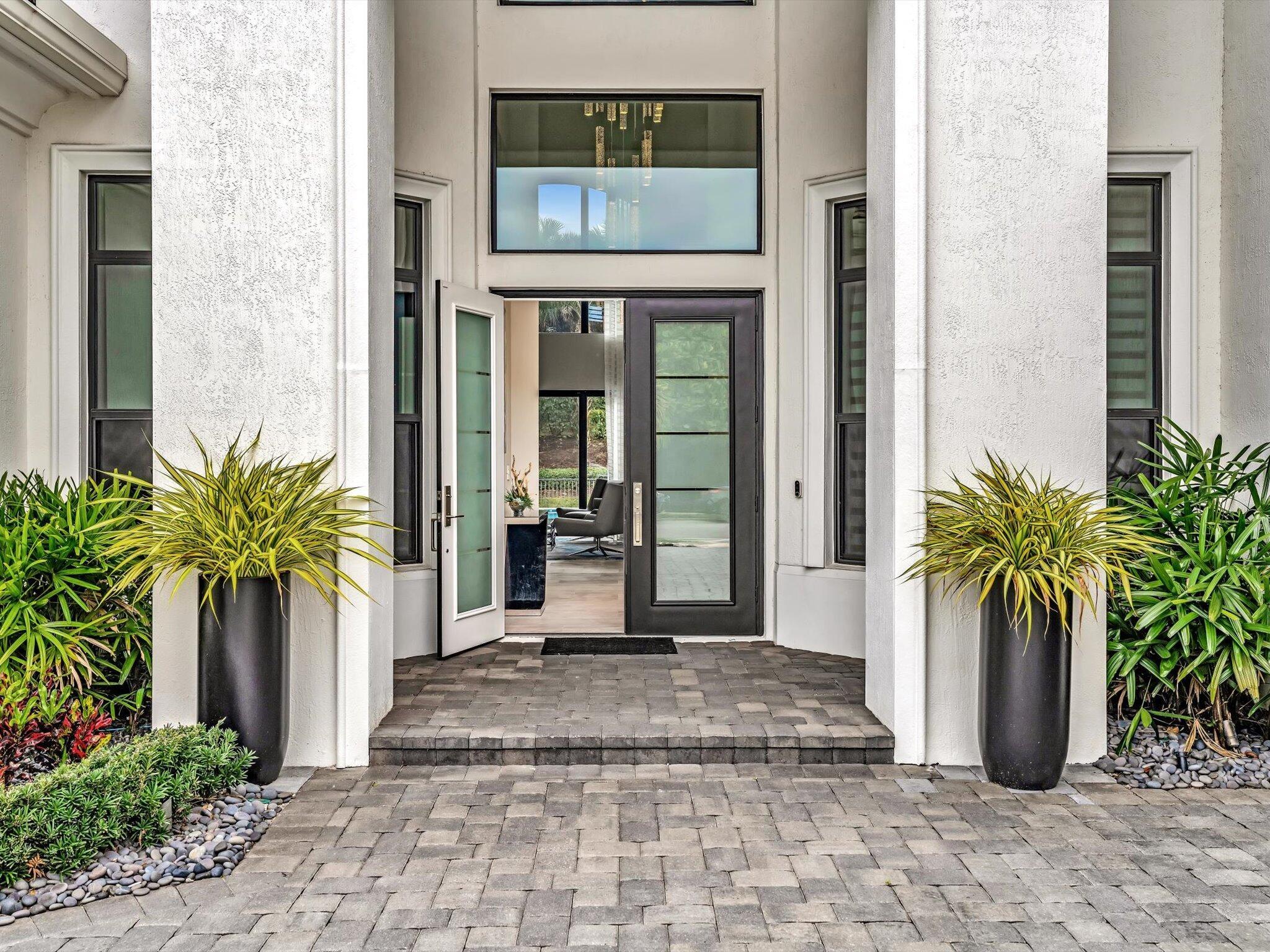 ROYAL PALM POLO - Residential