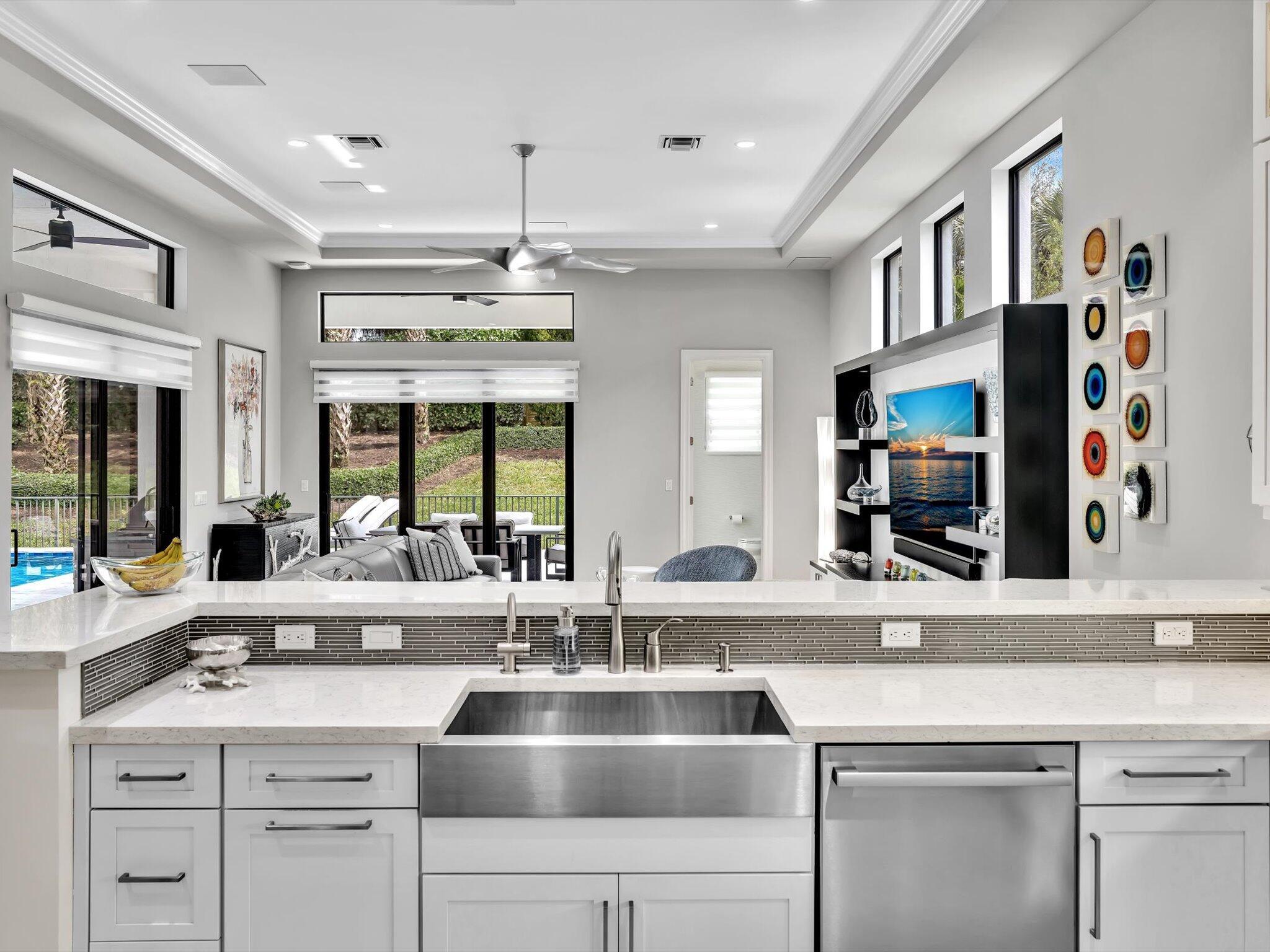 ROYAL PALM POLO - Residential