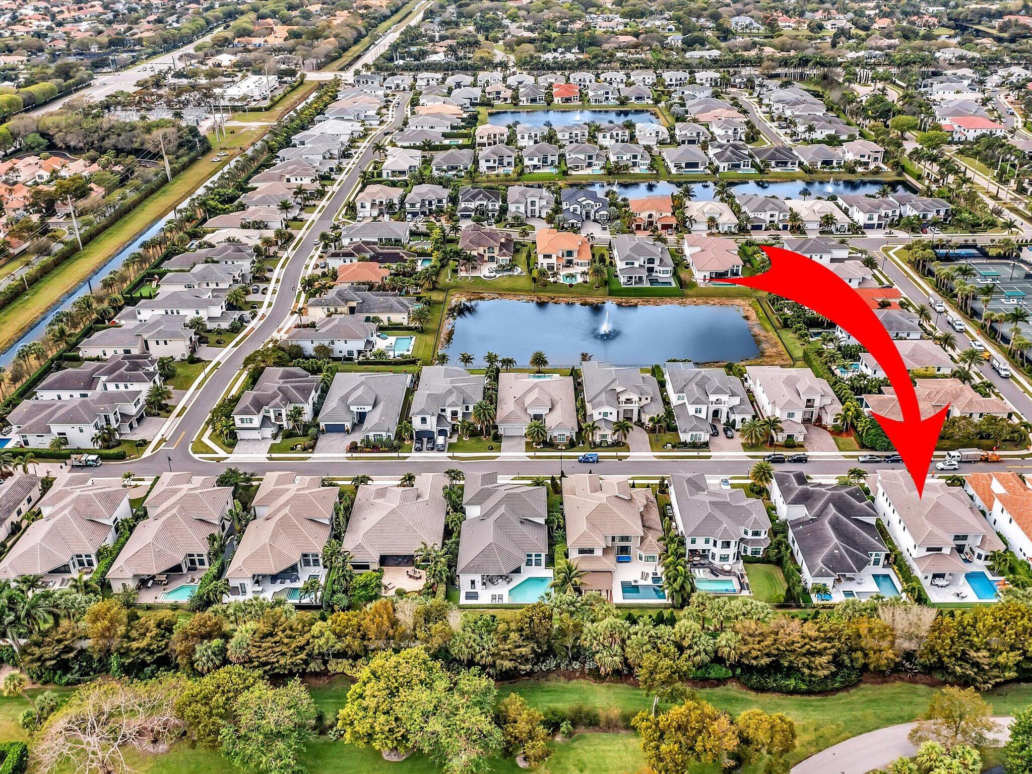 ROYAL PALM POLO - Residential