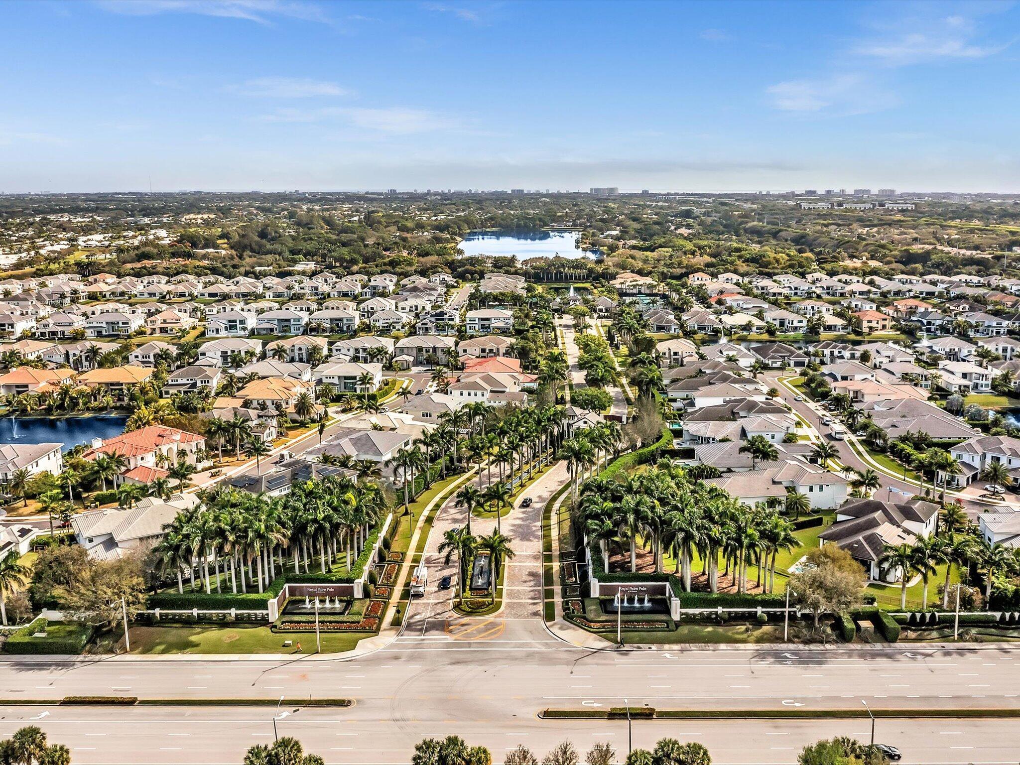 ROYAL PALM POLO - Residential
