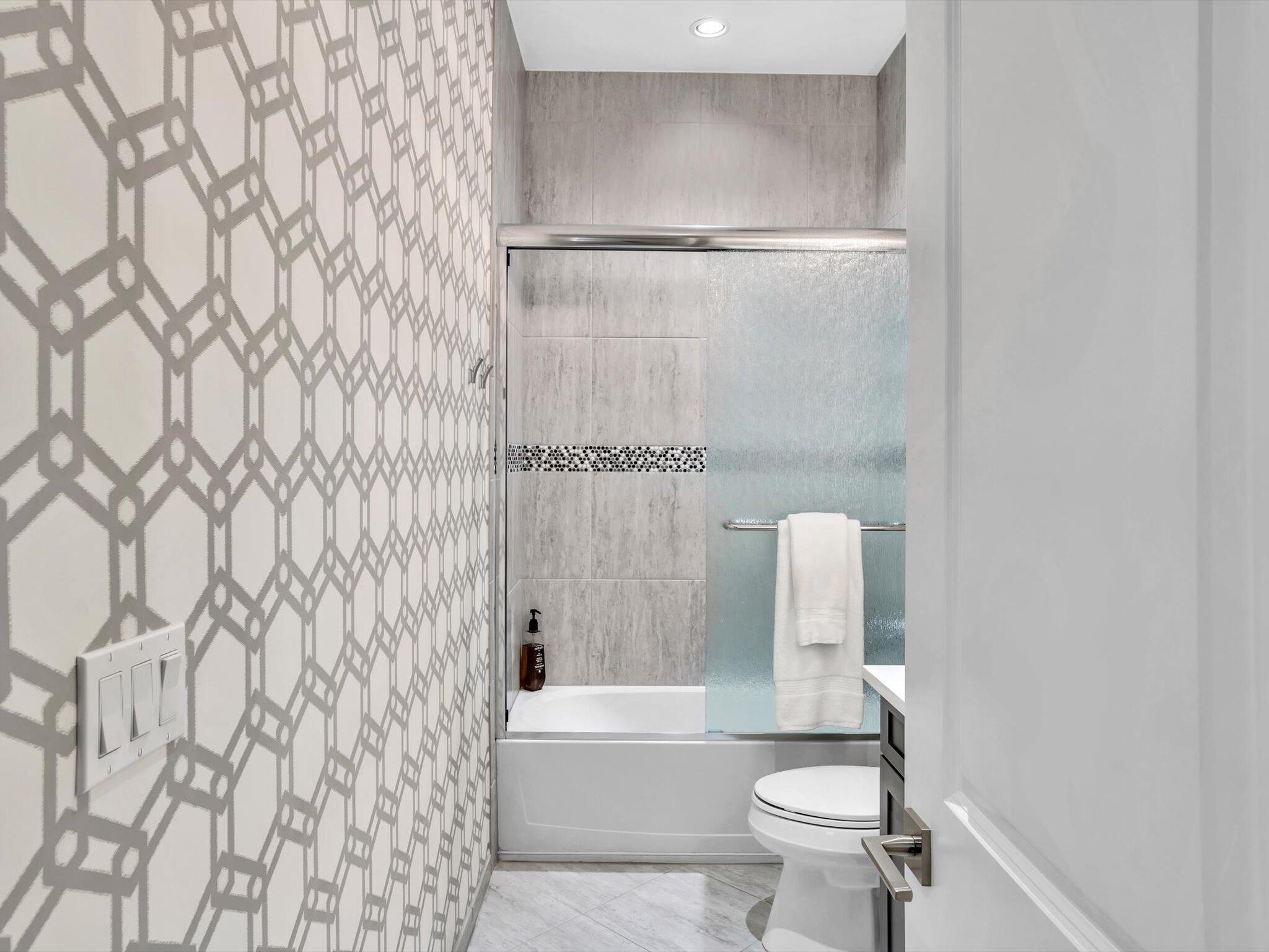 ROYAL PALM POLO - Residential