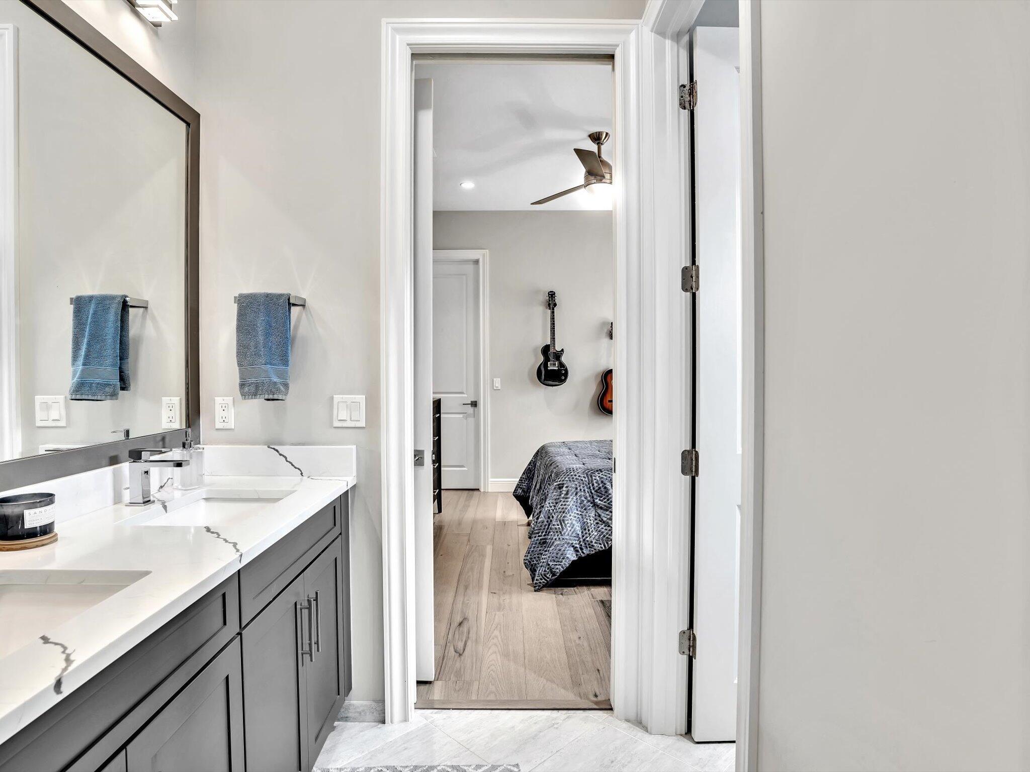 ROYAL PALM POLO - Residential