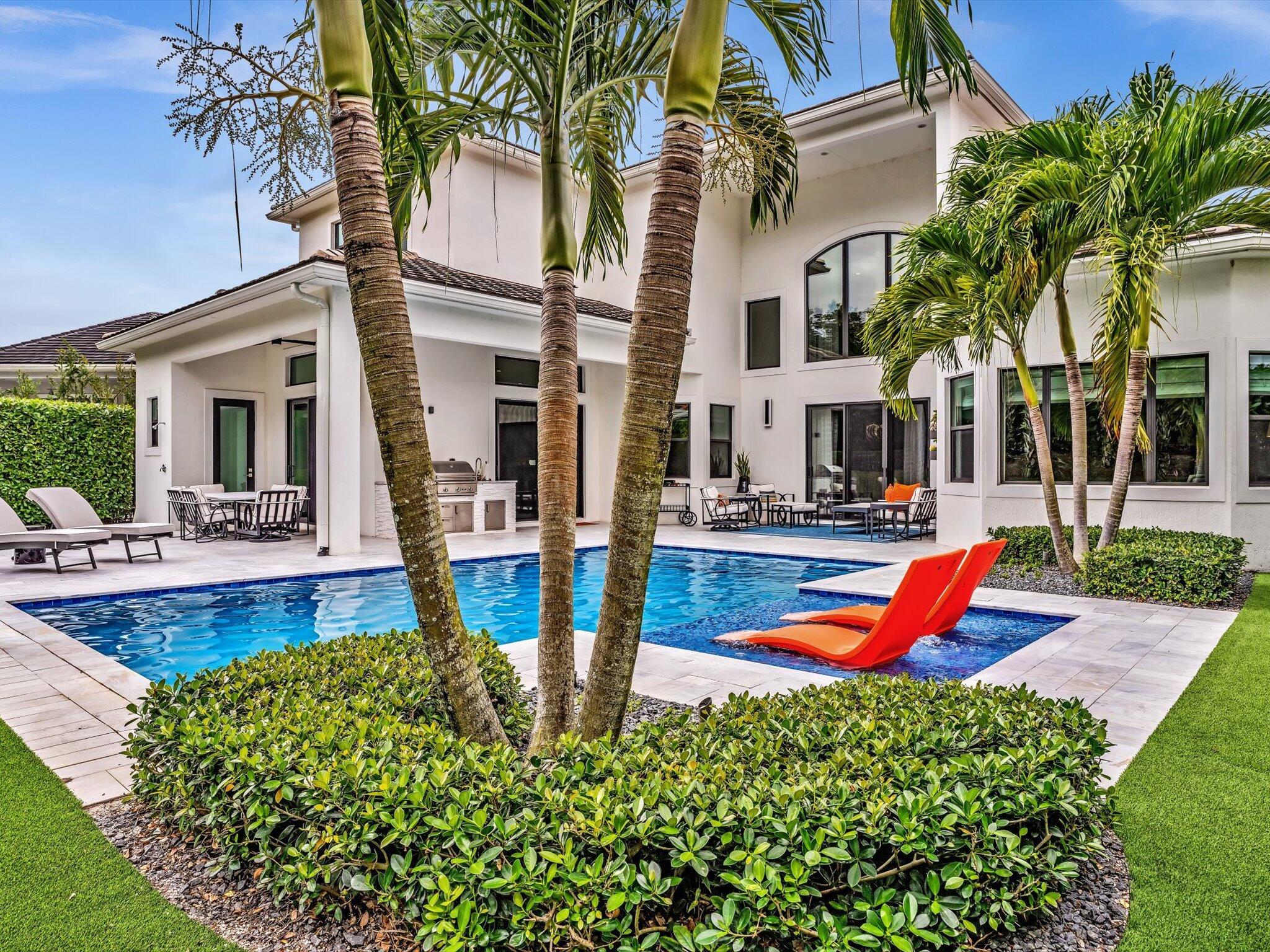 ROYAL PALM POLO - Residential