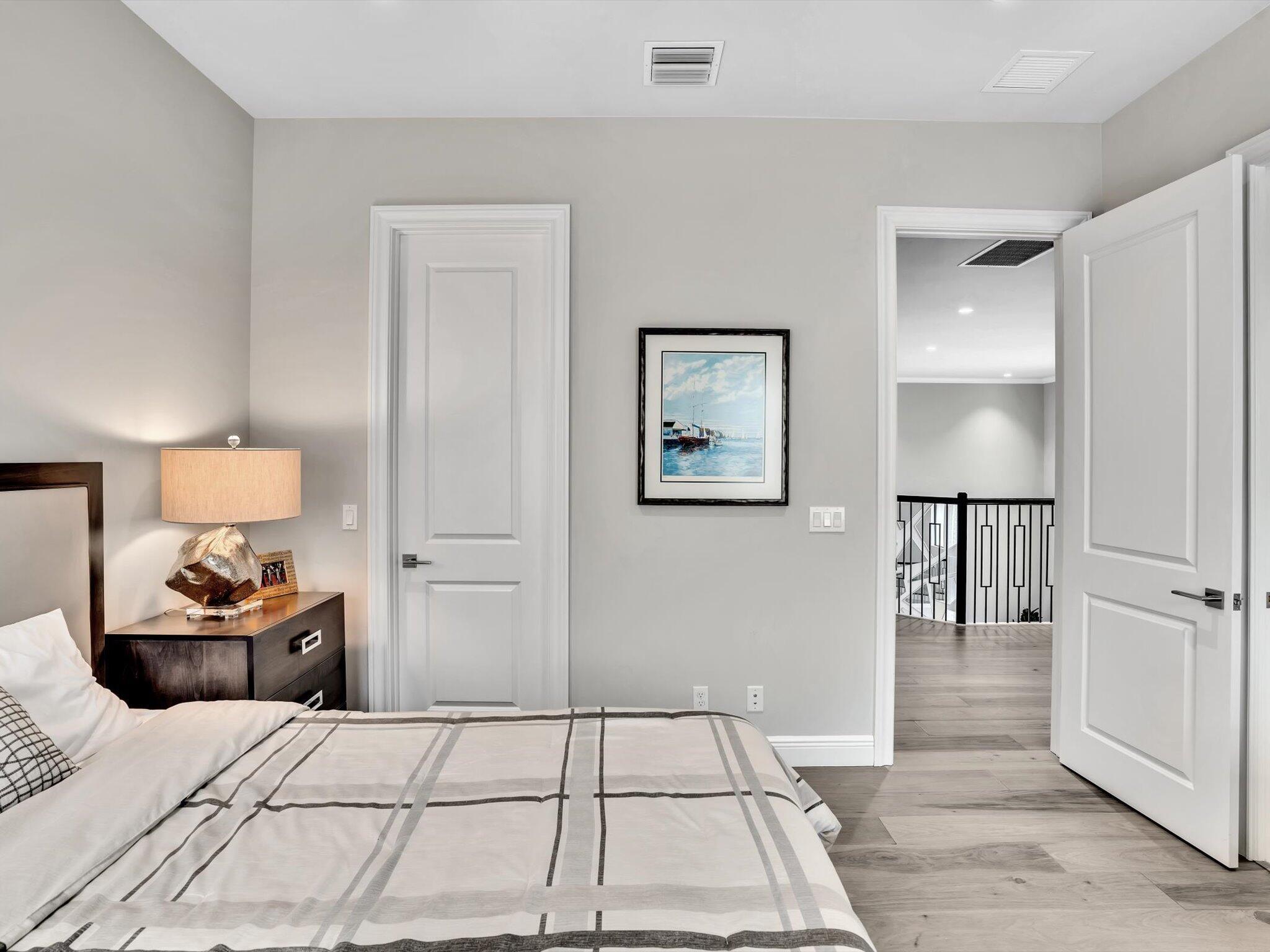 ROYAL PALM POLO - Residential