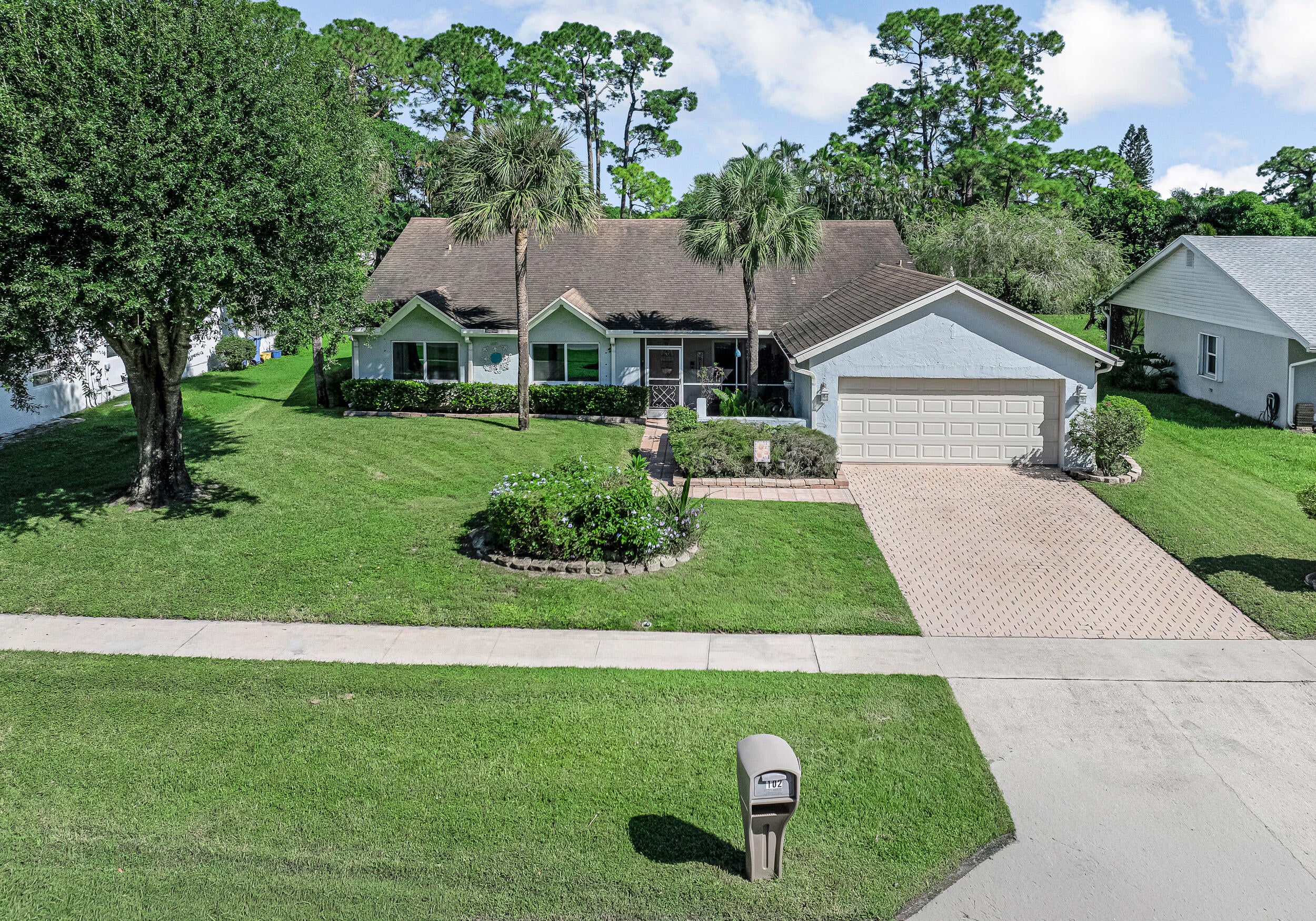 102 SEVILLA Avenue