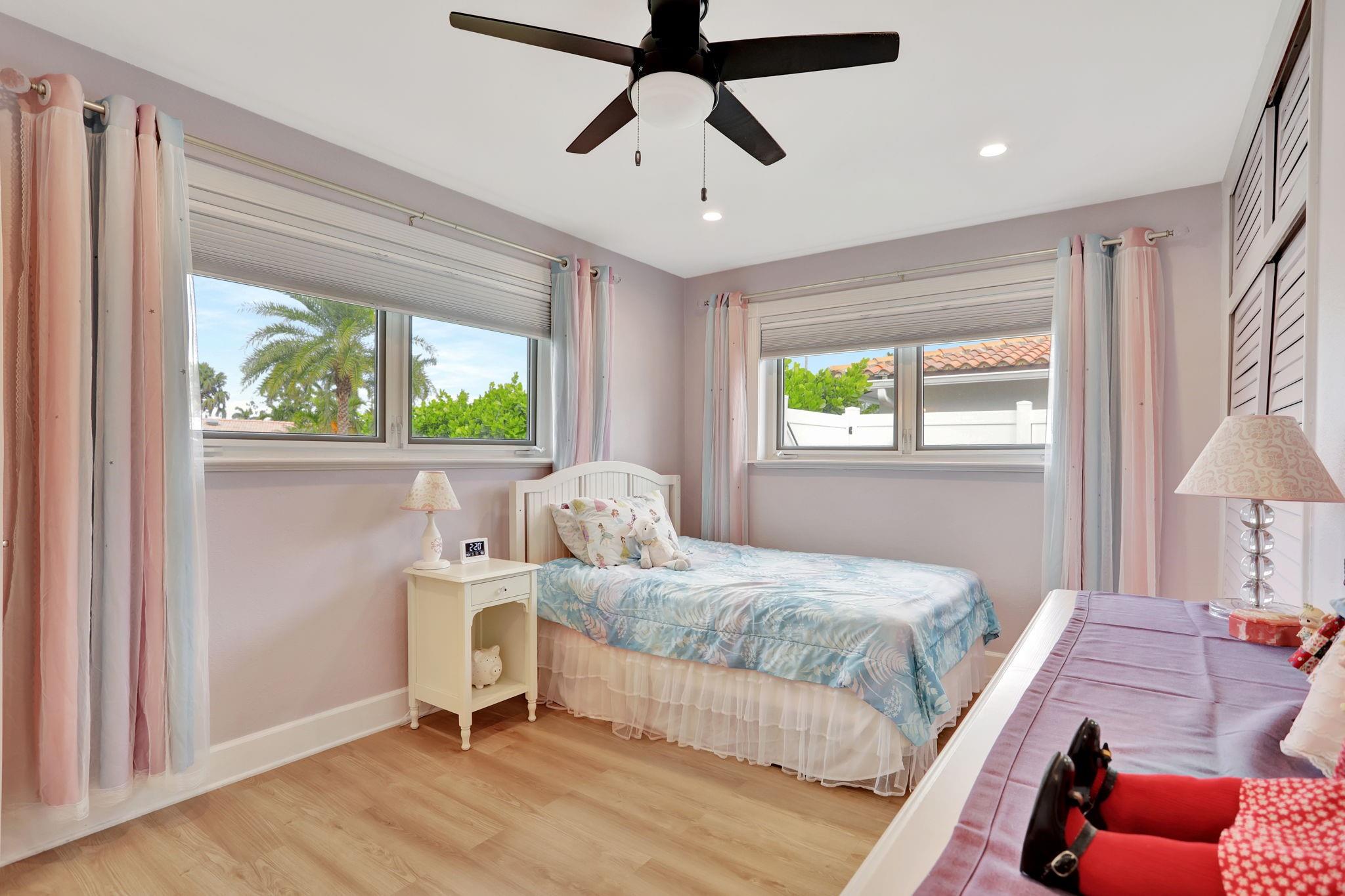 Eastway Park Sec 4 52-22 - Residential