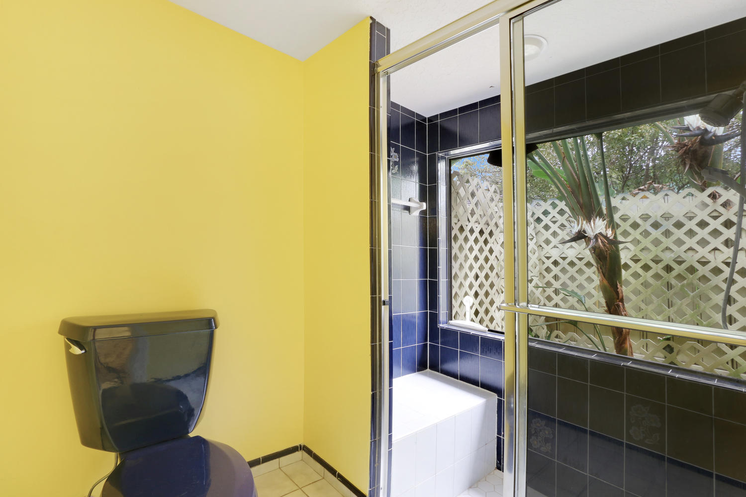 TEQUESTA PINES - Residential