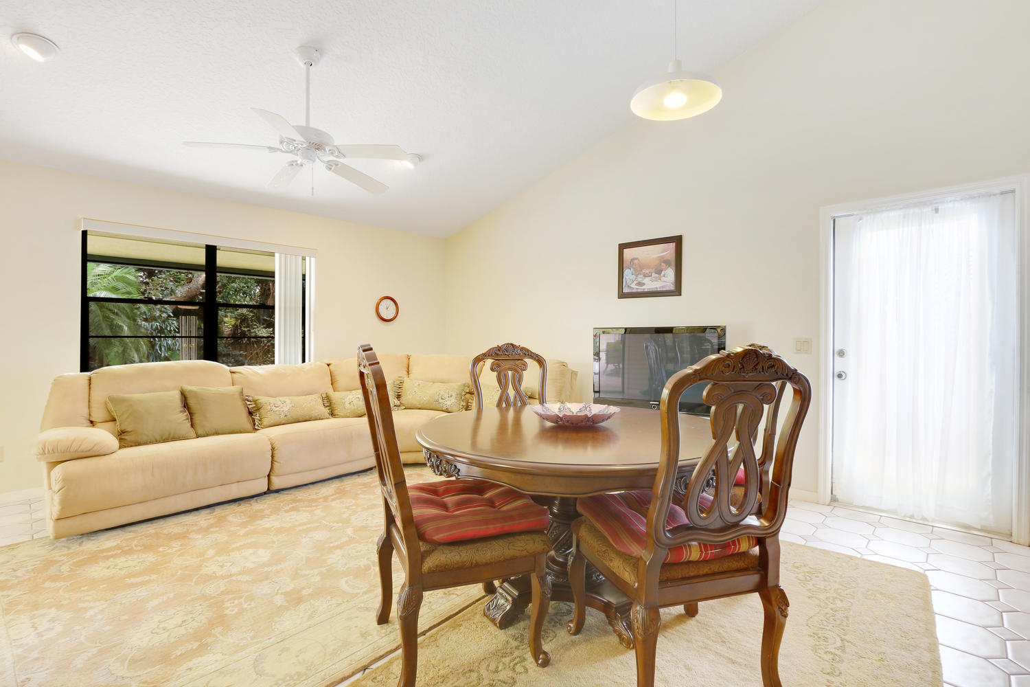 TEQUESTA PINES - Residential