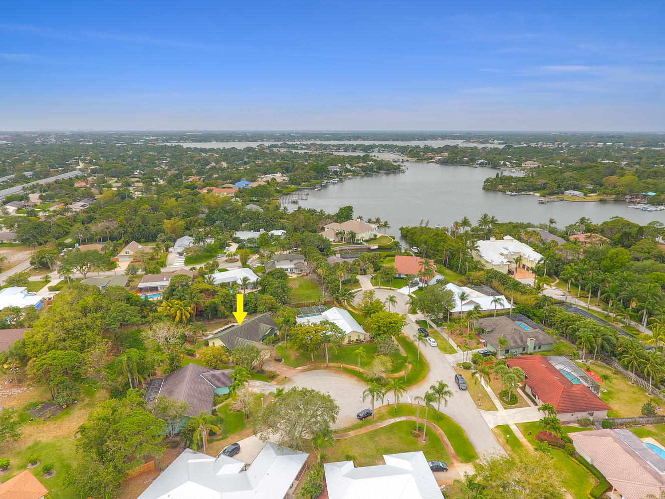 TEQUESTA PINES - Residential